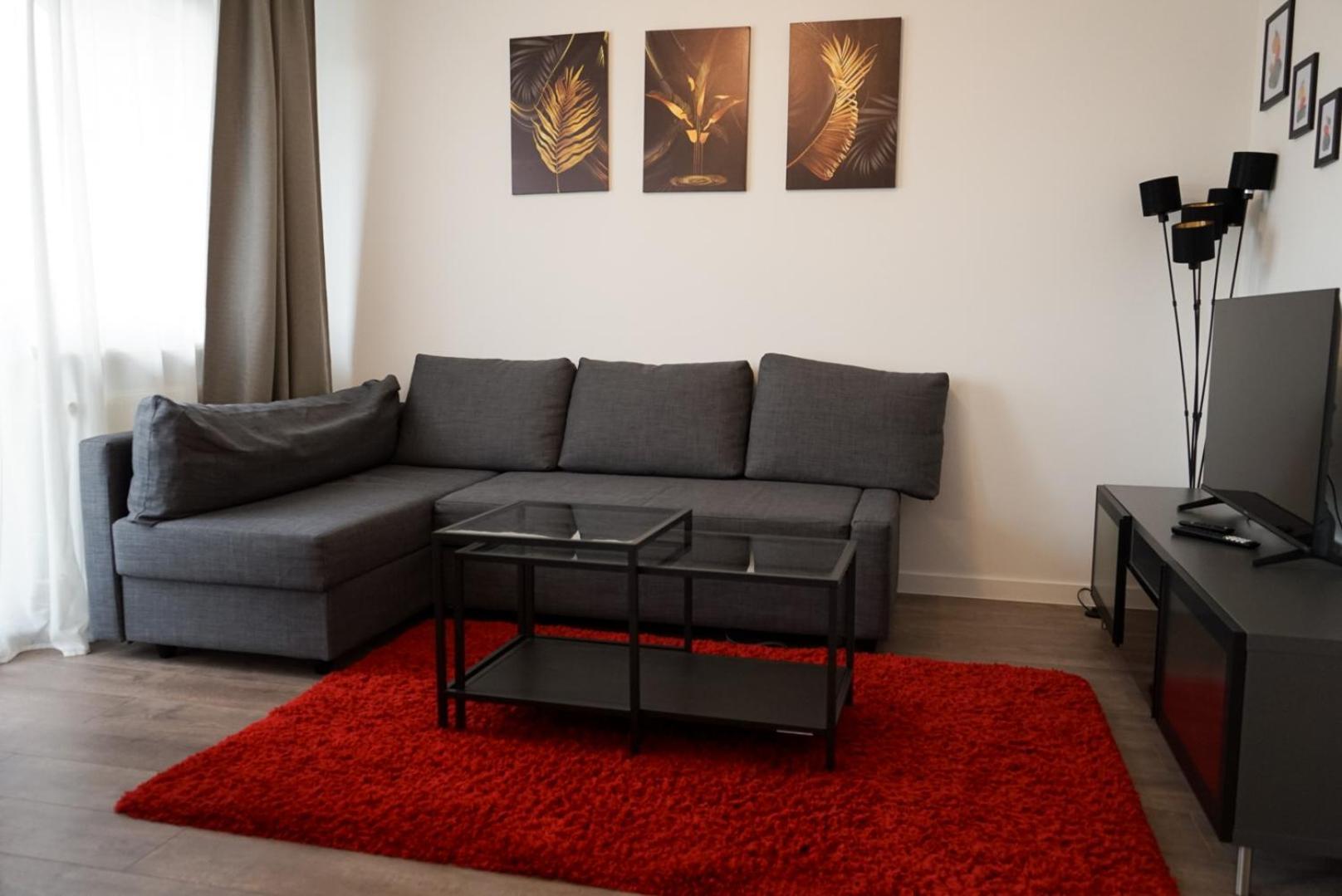 Moeblierte 3-Zimmer-Wohnung Nahe Duesseldorf In Duisburg-Sued Екстериор снимка