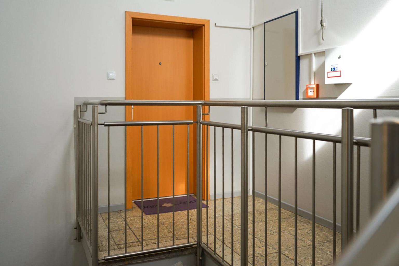 Moeblierte 3-Zimmer-Wohnung Nahe Duesseldorf In Duisburg-Sued Екстериор снимка