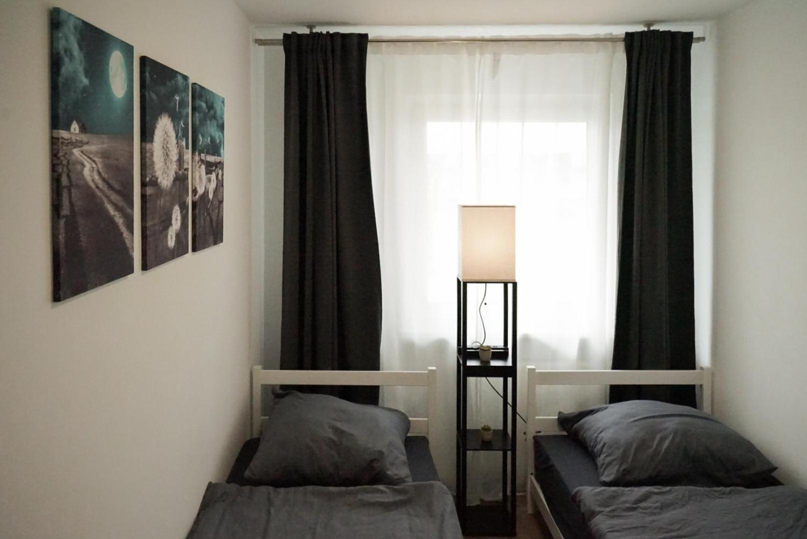 Moeblierte 3-Zimmer-Wohnung Nahe Duesseldorf In Duisburg-Sued Екстериор снимка